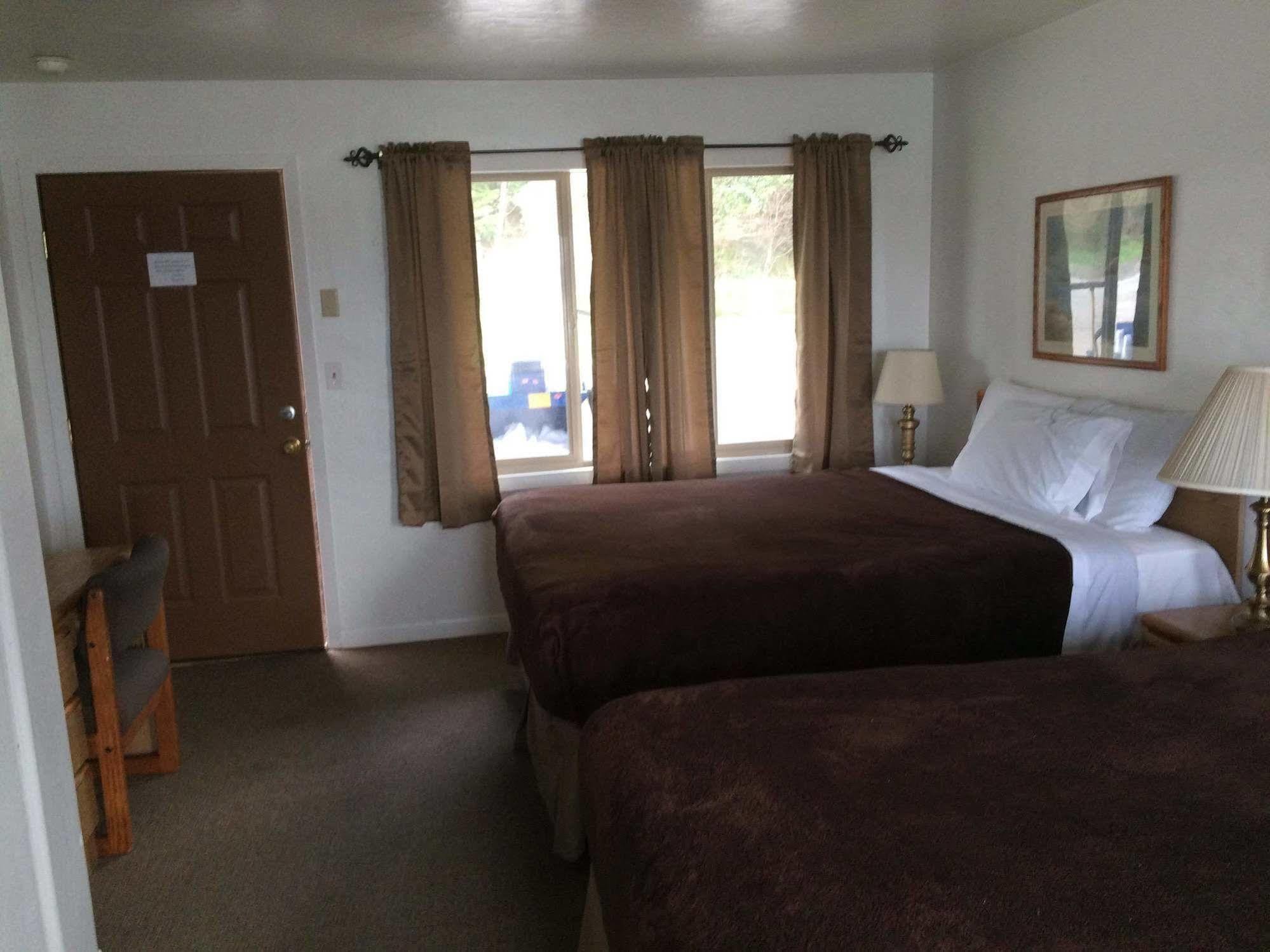 Bay Bridge Motel ノースベンド エクステリア 写真